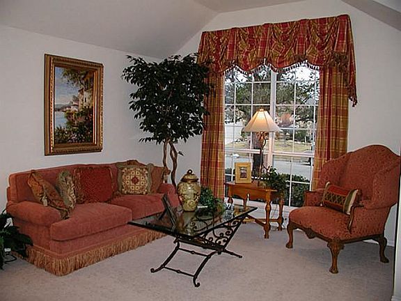 4th image of 2463 Harbour Dr