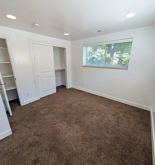 1000 E Center St #1 — Photo 22