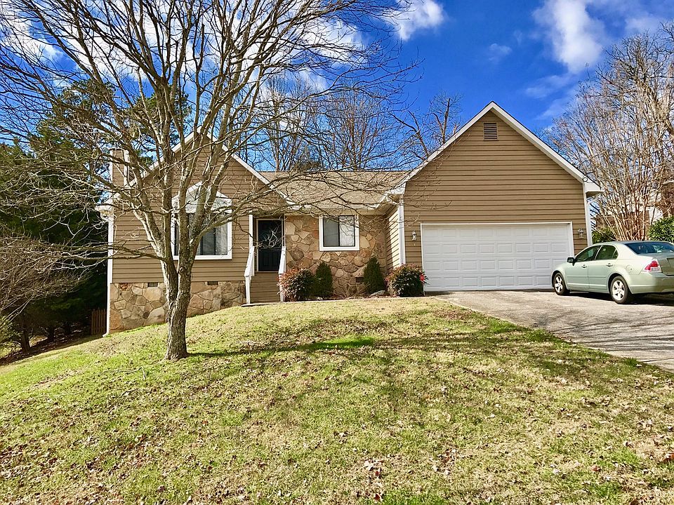 1st image of 1525 Fox Hollow Trl