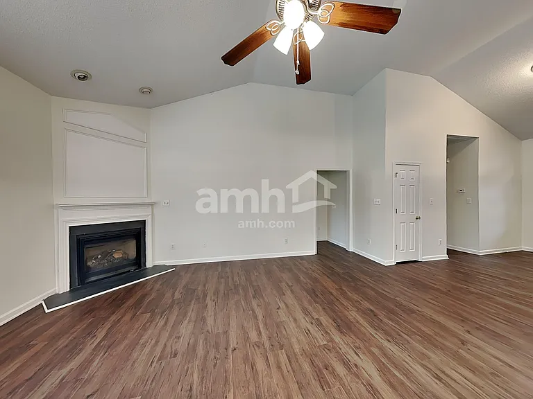 6604 Conifer Cir — Photo 8