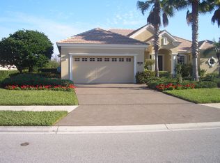 7042 Honeysuckle Trl, Lakewood Ranch, FL 34202