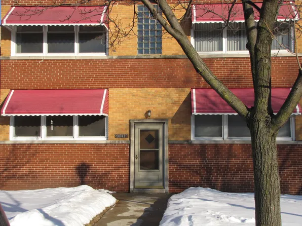 9041 Bronx Ave #1N, Skokie, IL 60077