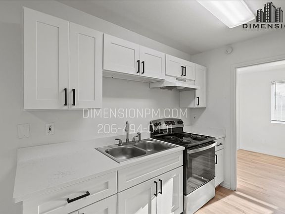 3rd image of 2502 Fruitvale Blvd #10