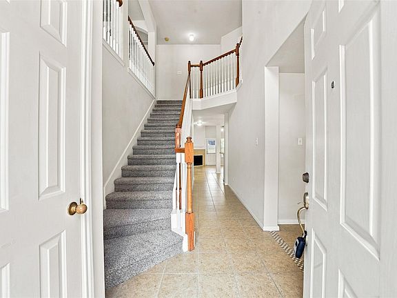 3rd image of 17210 Cricketbriar Ct