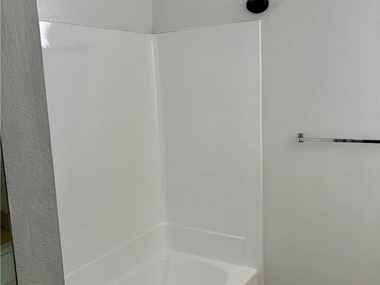 545 Chestnut Ave #203 — Photo 10