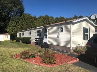 14 Lear Dr, Coventry, RI 02816