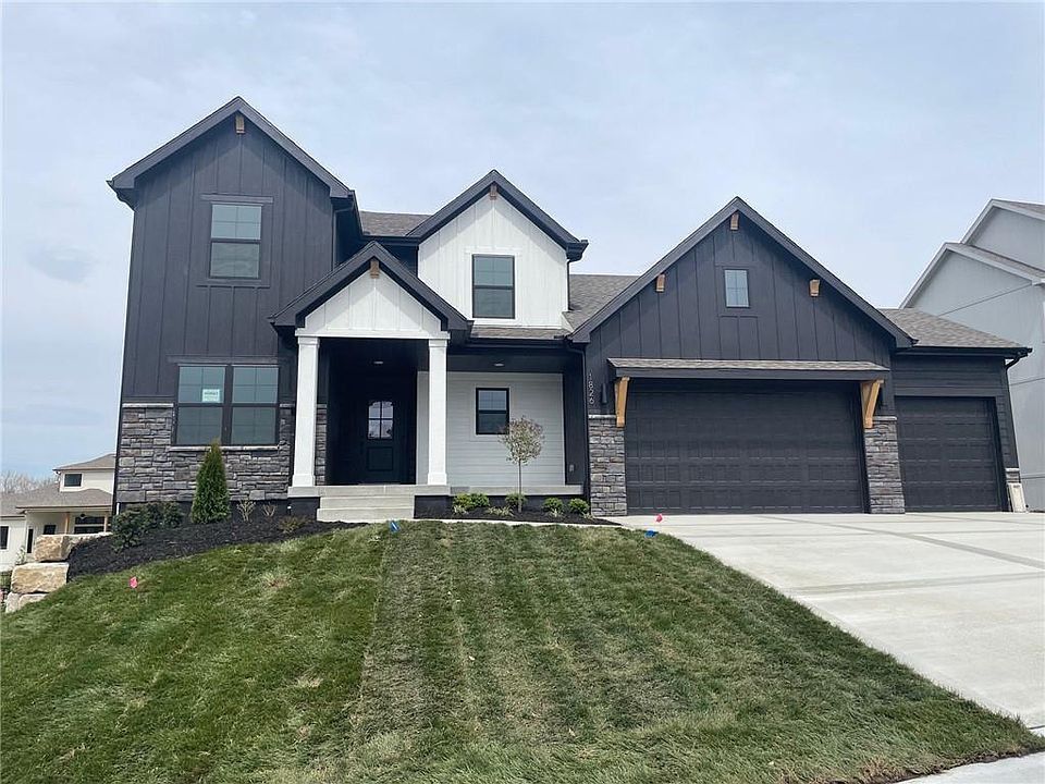 1st image of 1826 Red Orchard Dr