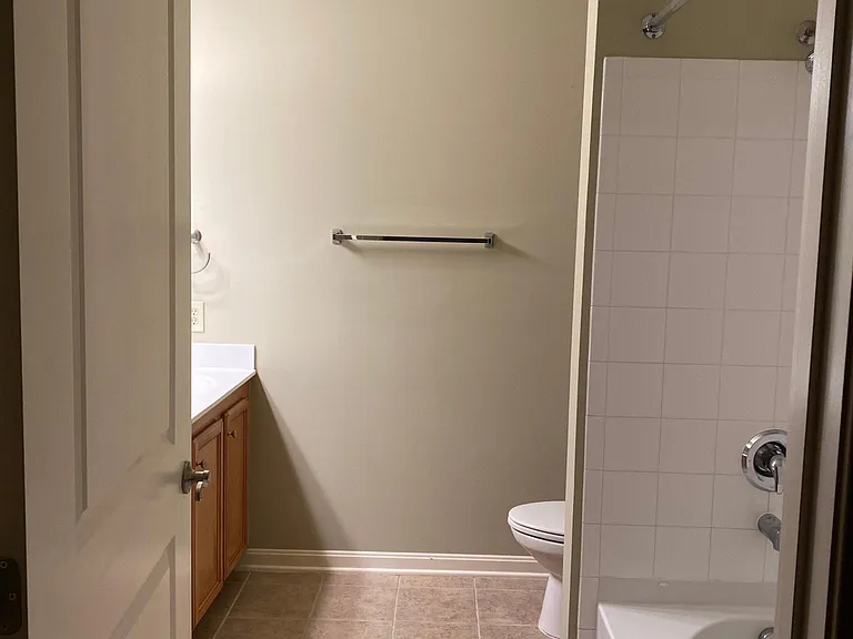 Bedroom 2 - Bathroom