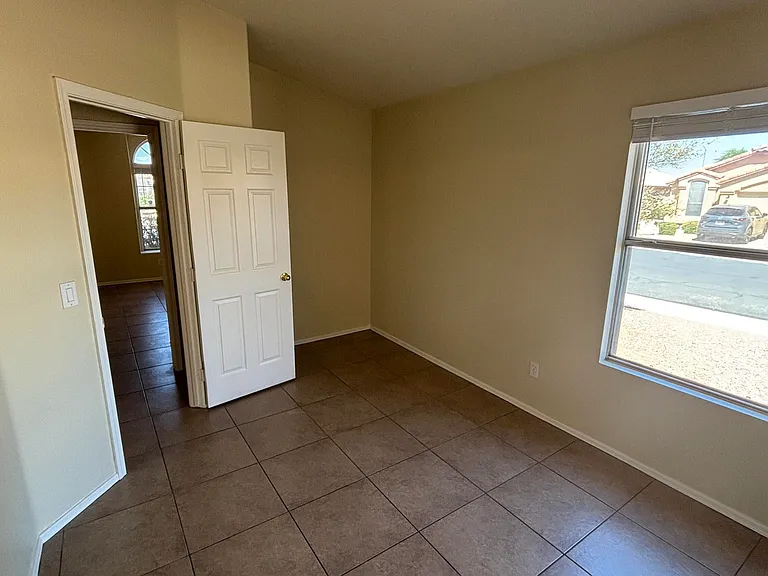 12721 W Palm Ln — Photo 15