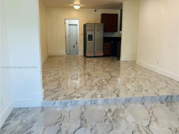 1831 NW 185th St