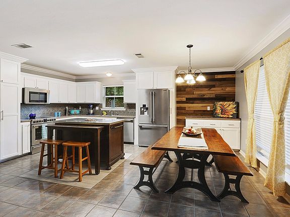 3rd image of 12408 Havenwood Dr