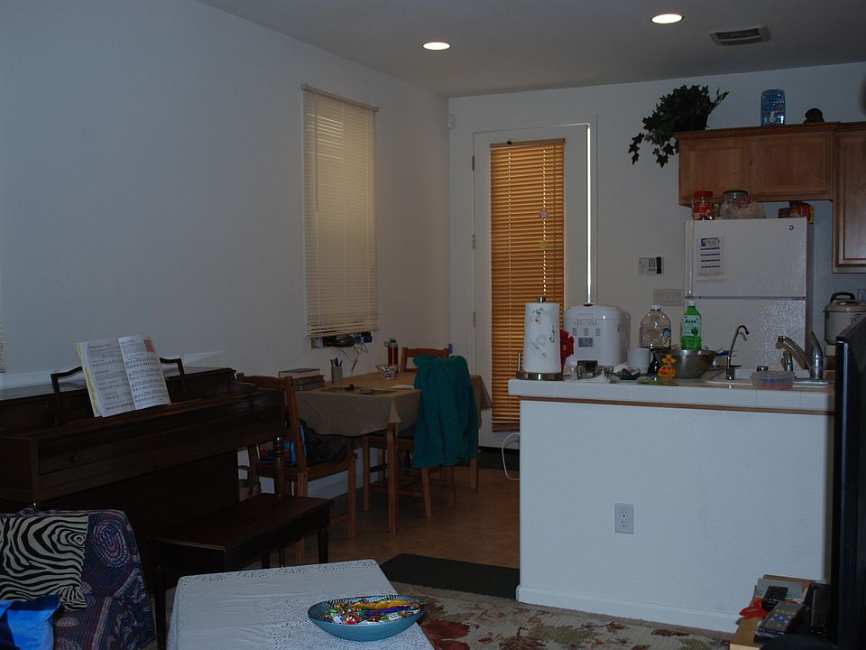 2nd image of 3628 Ramita Ter
