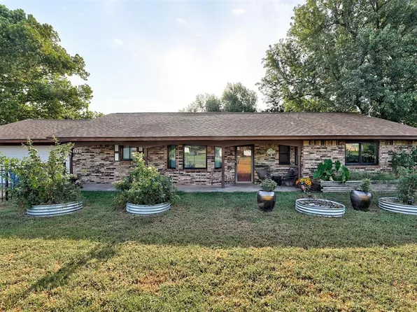 108 Pinewood Dr, Tuttle, OK 73089