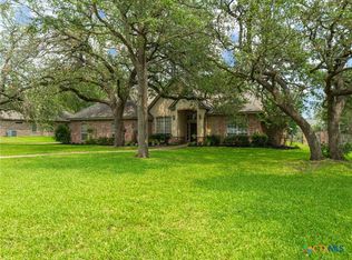 340 Green Park Dr, Belton, TX 76513