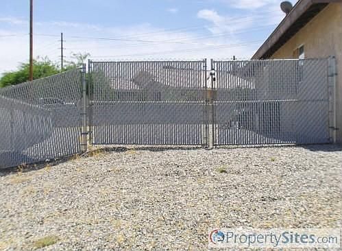 5th image of 2740 Osborn Dr