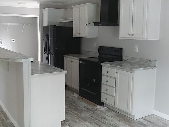 2nd image of 1500 W Highland St #204
