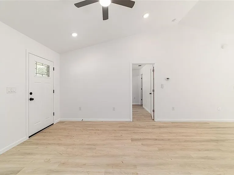 15388 SW 26th Pl — Photo 6