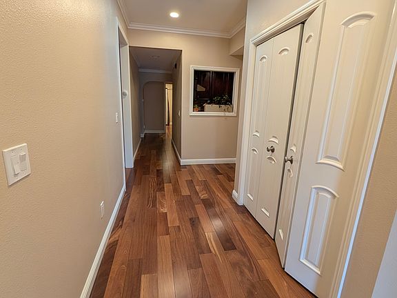 2nd image of 850 Connie Dr
