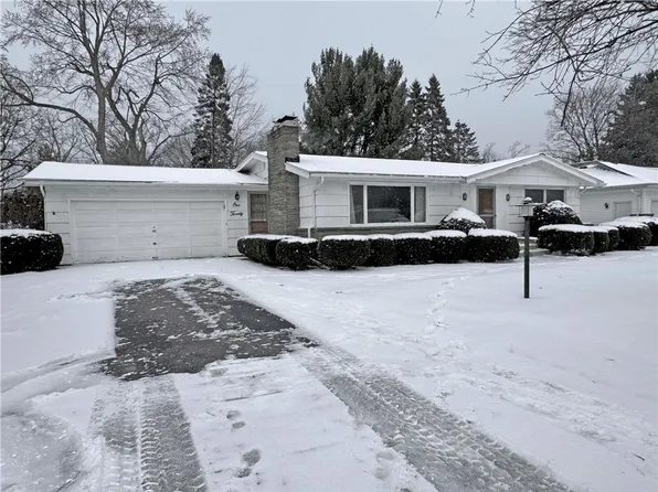 120 Maybrooke Rd, Rochester, NY 14618