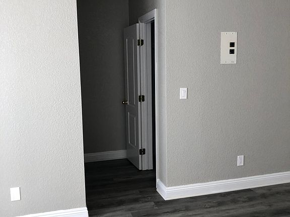 5th image of 676 Shatto Pl #108