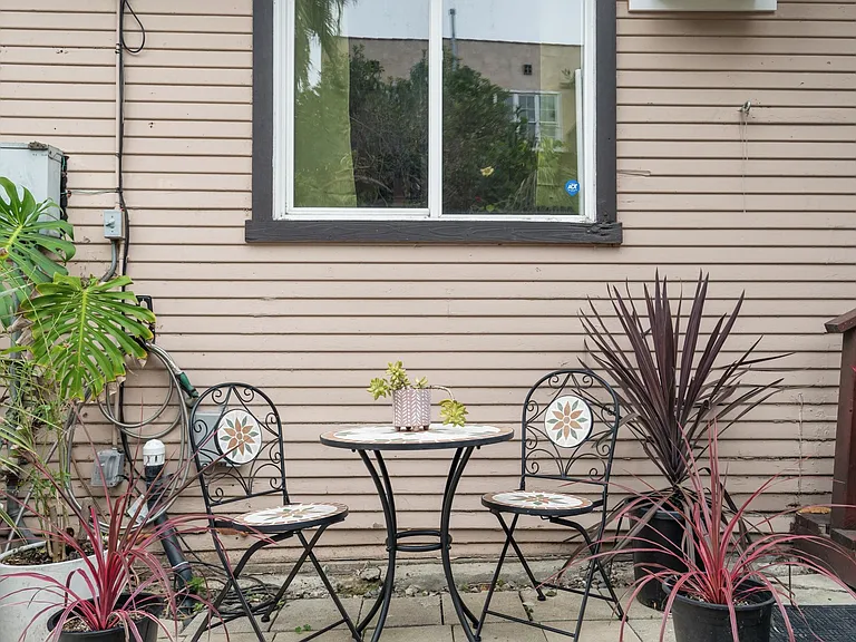 724 Robinson St #704.5 — Photo 7