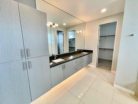 2nd image of 35326 Tribeca Ln
