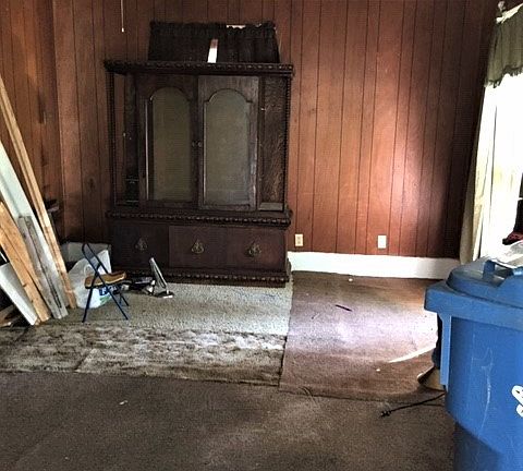 3rd image of 307 & 309 E Pine St
