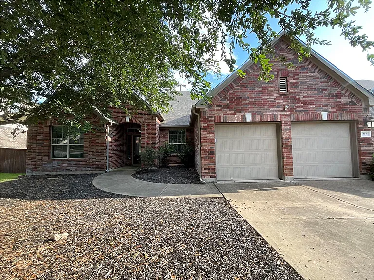 212 Choke Canyon Ln — Photo 32