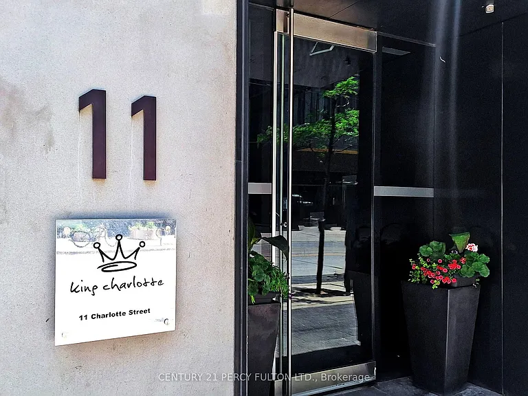 11 Charlotte St #1707 — Photo 2