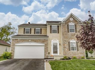 3227 Lauren Fields Dr S, Groveport, OH 43125