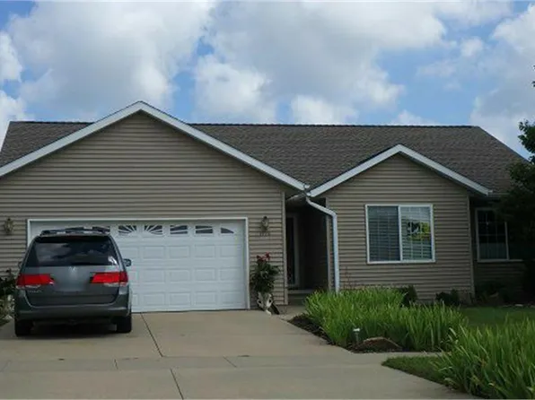1106 Robertson Rd, Waverly, IA 50677