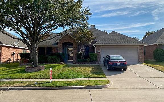 2nd image of 4276 Lakemont Dr