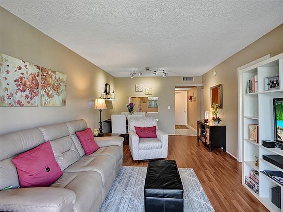 5th image of 9480 Poinciana Place #303