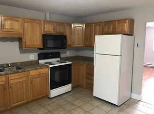 65 Worcester Rd APT 69, Charlton, MA 01507