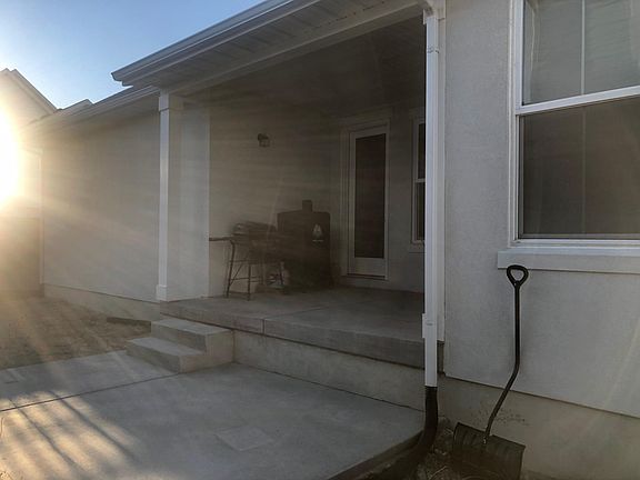 3rd image of 11468 S Willow Walk Dr