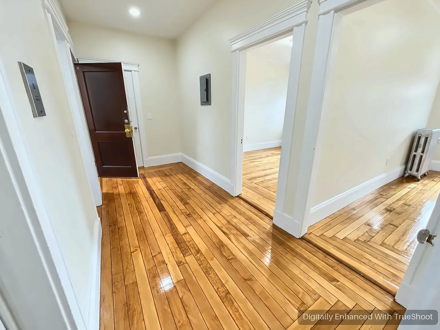 1822 Beacon St — Photo 3