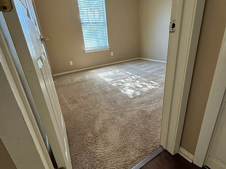 3228 Delaford Dr — Photo 26