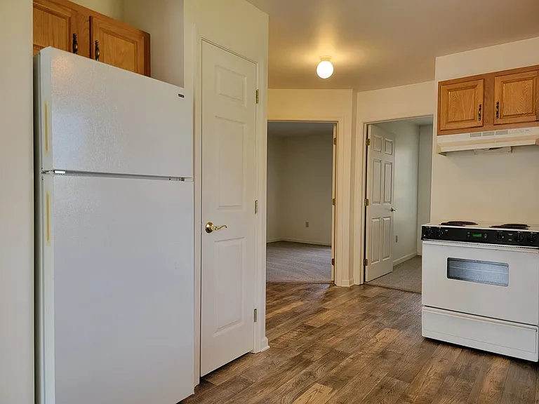 183 Tom Ave #H — Photo 3