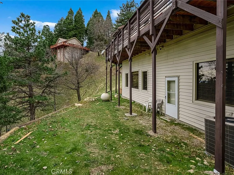 21775 Vista Rd — Photo 17