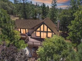 28691 Quebec Dr, Lake Arrowhead, CA 92352