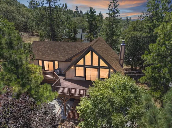 28691 Quebec Dr, Lake Arrowhead, CA 92352