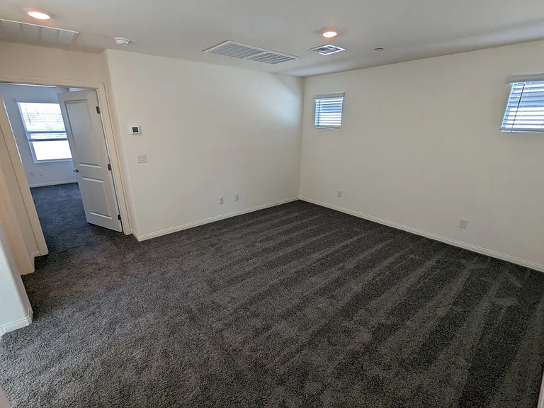 7071 Alabaster Peak St — Photo 11