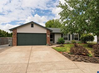 3002 S 7th Pl, Lebanon, OR 97355