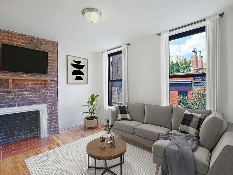 18 Cornelia St #12 — Photo 4