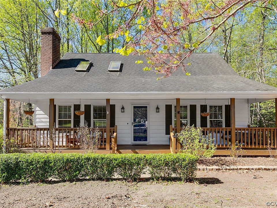 1st image of 1700 Celia Cres