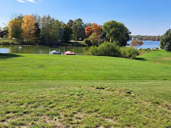 5229 Winchester Way, Gladwin, MI 48624