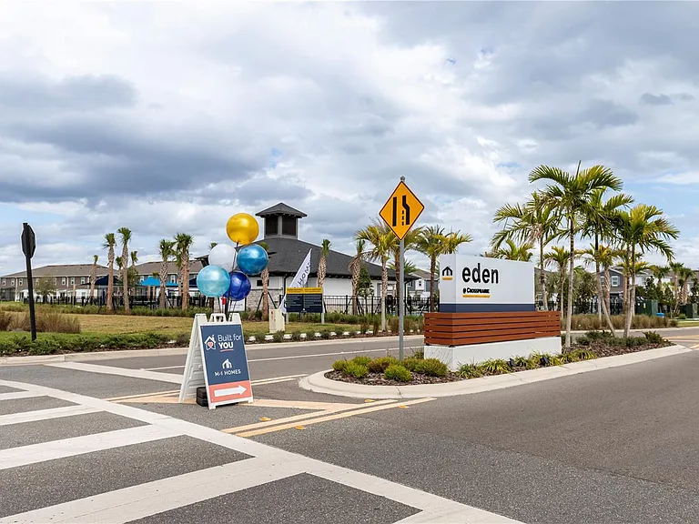 5060 Rain Shadow Dr — Photo 2