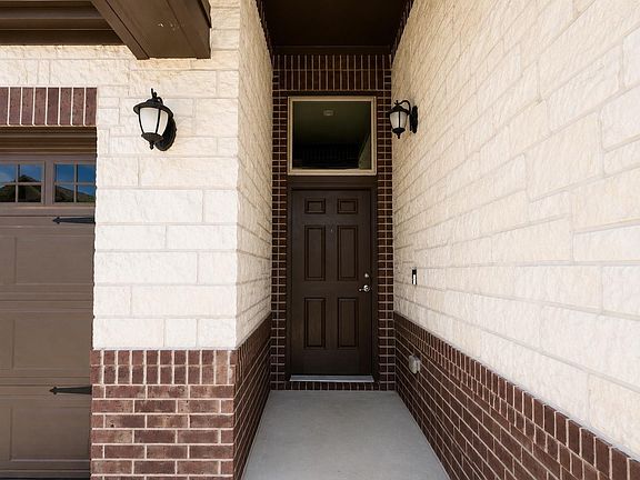 4th image of 15515 Amber Manor Ln