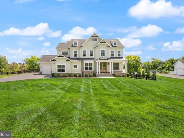 17534 Wandering Rudy Ln, Leesburg, VA 20175