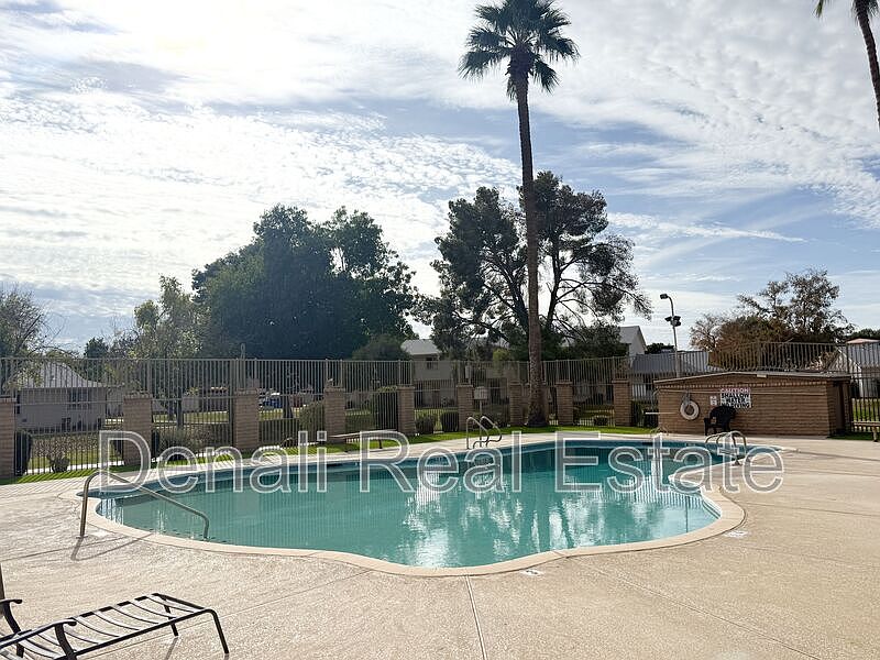 1st image of 1234 E Baker Dr